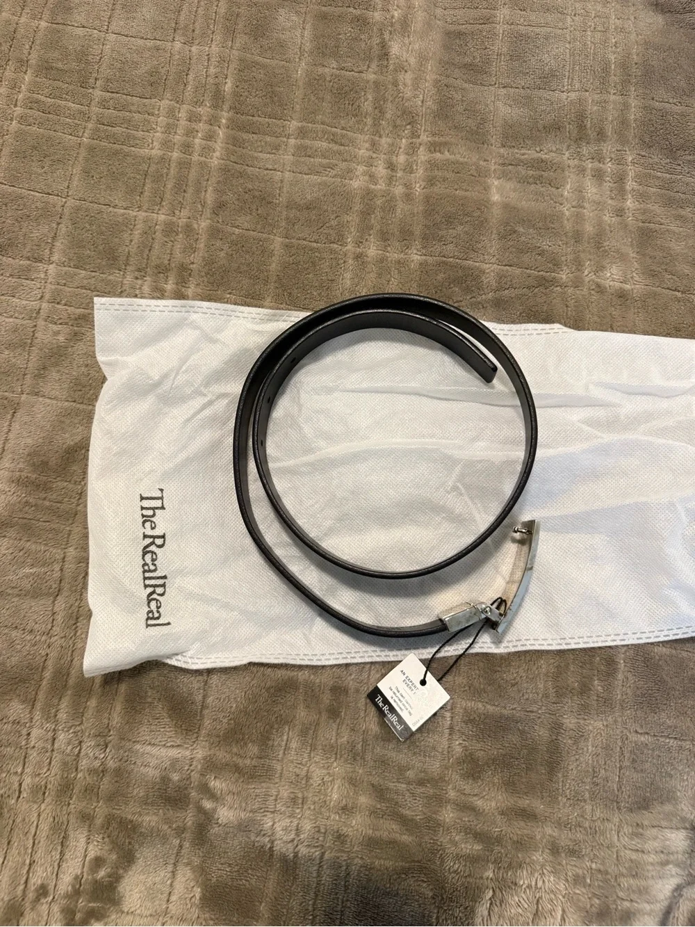 Gucci Black Leather Belt with Branded Buckle